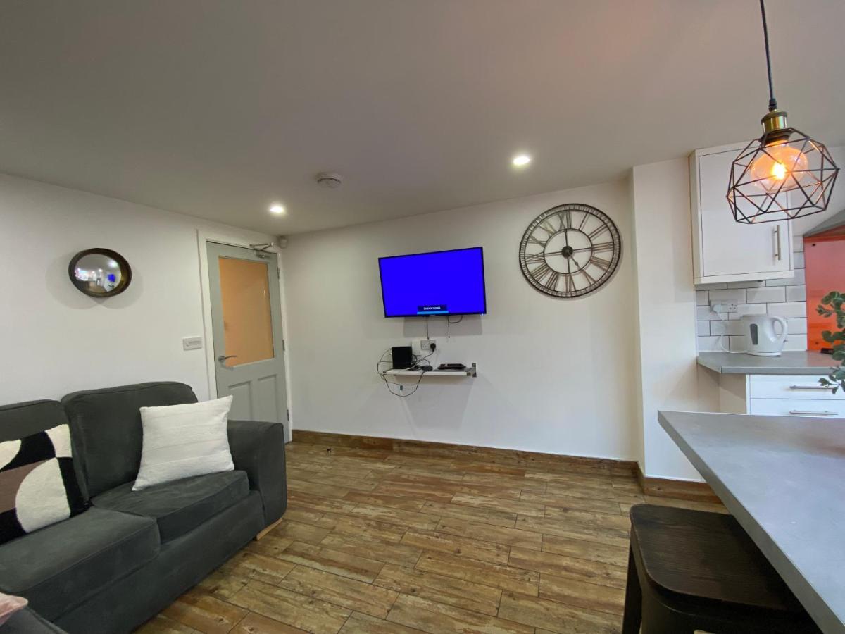 Nice Living Serviced Accommodations 2 Coventry Exterior foto