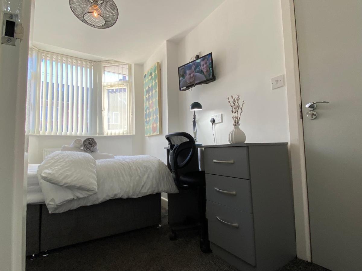 Nice Living Serviced Accommodations 2 Coventry Exterior foto