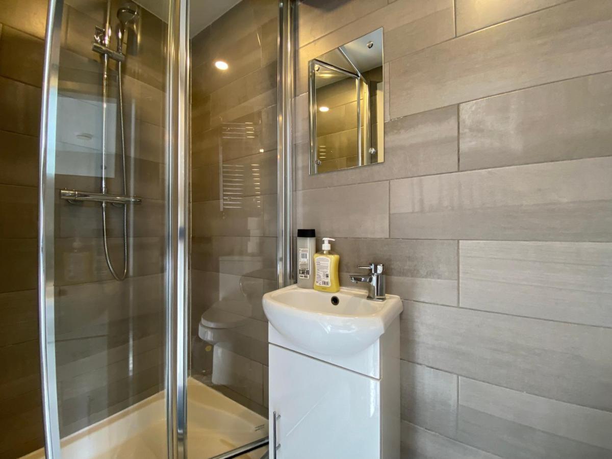 Nice Living Serviced Accommodations 2 Coventry Exterior foto
