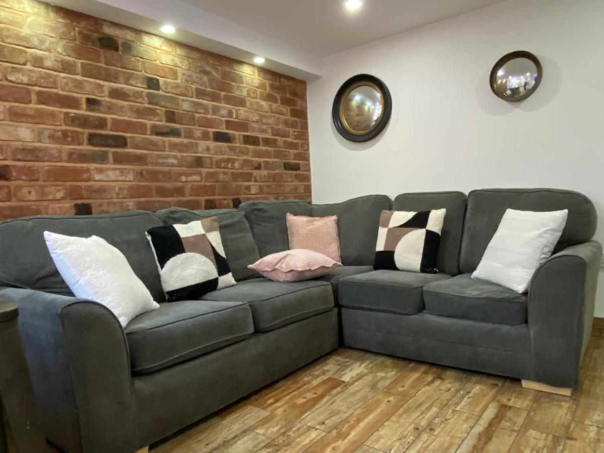 Nice Living Serviced Accommodations 2 Coventry Exterior foto
