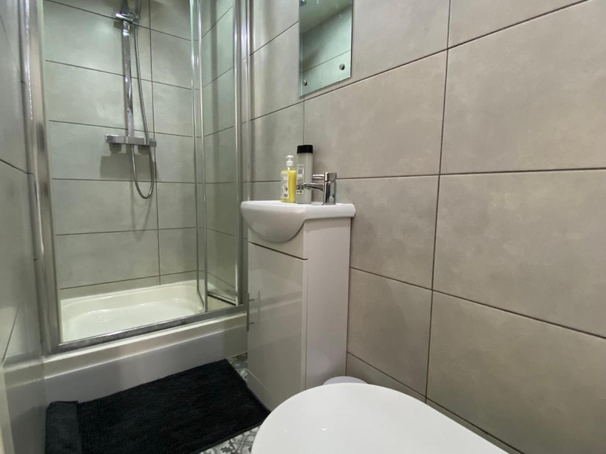 Nice Living Serviced Accommodations 2 Coventry Exterior foto
